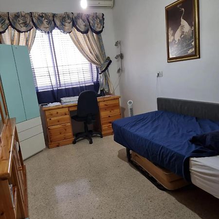 Luqa Rooms Екстериор снимка
