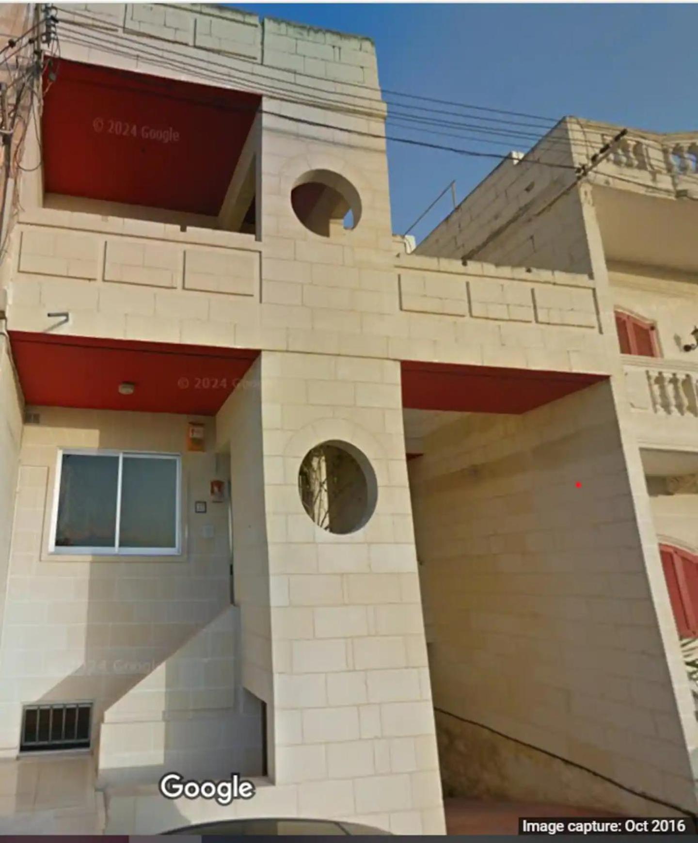 Luqa Rooms Екстериор снимка